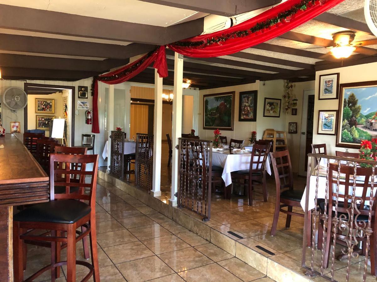 Tio Pepe'S Guest House Aibonito Ngoại thất bức ảnh