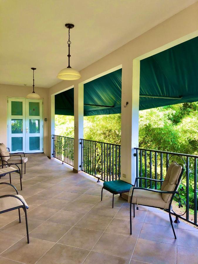Tio Pepe'S Guest House Aibonito Ngoại thất bức ảnh